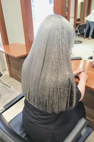 セミロング カラー LYLICK所属・ケアブリーチ特化 same 🦈のヘアスタイル