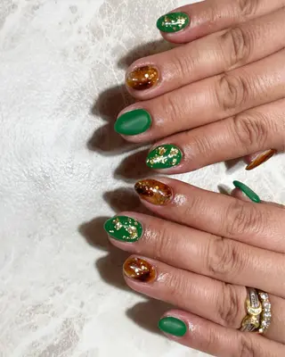 ネイル 山中 あいのネイルデザイン