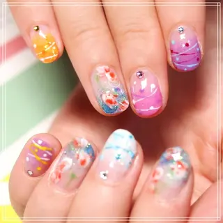 ネイル 山田 麻衣のネイルデザイン