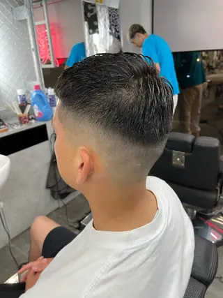 ショート メンズ FADE&LINE登戸店所属・🔥メンズ専門 美容師🔥 柳澤陵心のヘアスタイル