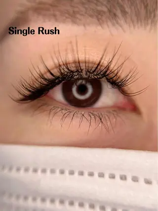 マツエク・マツパ ~LANA~ eyelash / eyebrow salon所属・~𝑳𝑨𝑵𝑨~ 𝑬𝑹𝑰のマツエク・マツパデザイン