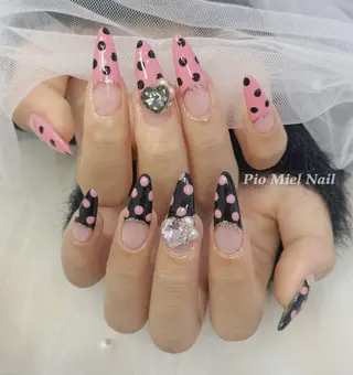 ロング Pio Mielのネイルデザイン