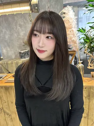 セミロング カラー .ico所属・宮城 ほのかのヘアスタイル