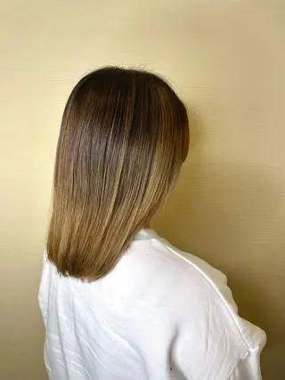 カラー 木村 一葵のヘアスタイル