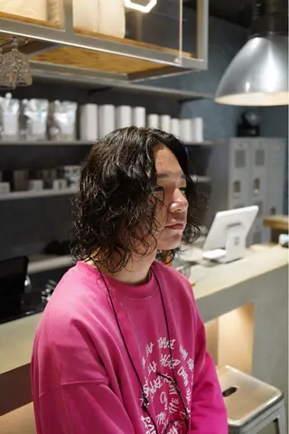 セミロング パーマ メンズ GAKU 岳人のヘアスタイル