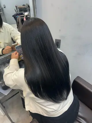 ロング カラー hair atelier OZ桑野店所属・阿佐見 若菜のヘアスタイル