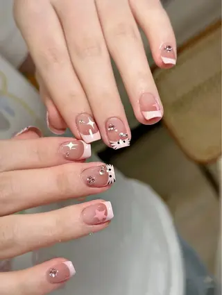 ネイル 💅E•U•B NAIL🌹所属・横浜市中区曙町 ネイルE·U·Bのネイルデザイン