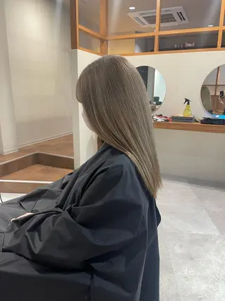 セミロング カラー 店長 MANAMI /ブリーチ/骨格ボブのヘアスタイル