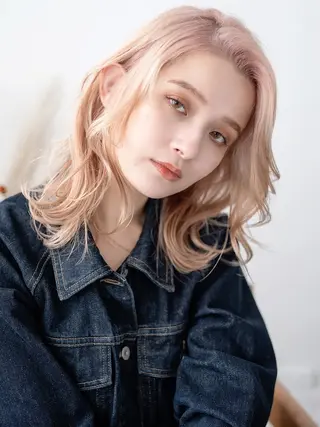セミロング カラー "オトナ髪”/ LAKA TOCCAのヘアスタイル
