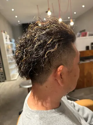 パーマ メンズ hair studio Peace所属・浅野 真惟のマツエク・マツパデザイン