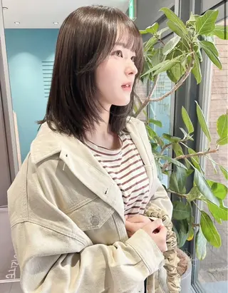 ミディアム 伊藤 優里のヘアスタイル