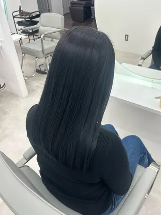 ミディアム カラー 武田 唯来のヘアスタイル