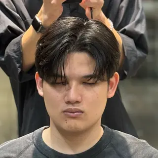 メンズ メンズ専門 💇🏻‍♂️大城のヘアスタイル