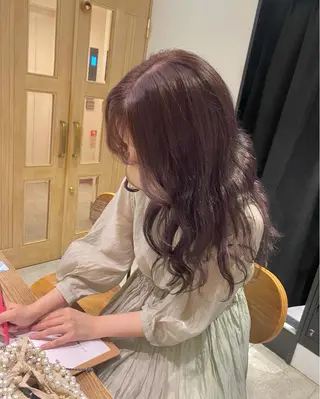 ロング Juri /暖色カラーのヘアスタイル