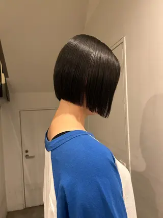 ショート hen所属・心斎橋/レイヤー/ ブリーチ/モエのヘアスタイル
