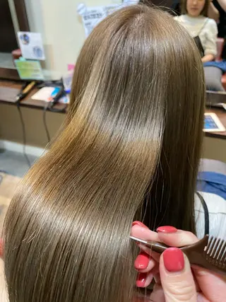 セミロング 水谷 菜央のヘアスタイル