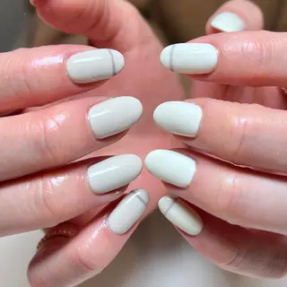 ネイル REHTOF |朝7時Open☀️のネイルデザイン