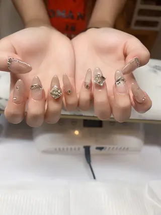 ネイル MIKI （ＹＫ）のネイルデザイン