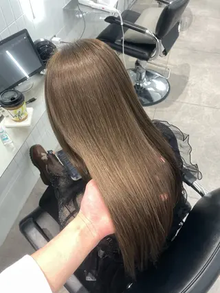 ロング カラー ONYX 表参道所属・表参道/ハイライト 髪質改善ストレートのヘアスタイル