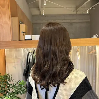 カラー 土屋 愛海のヘアスタイル