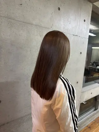 ミディアム MISAKI のヘアスタイル