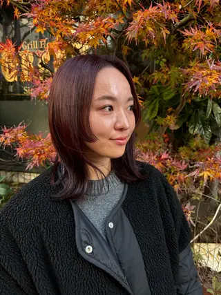 ミディアム Lisa🪄似合わせ ／デザインカラーのヘアスタイル