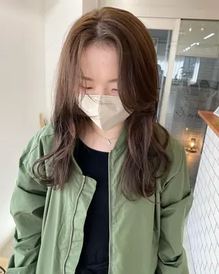 ロング 川野 彩海のヘアスタイル