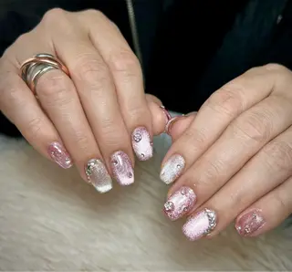 ネイル Nailsalon Latteのネイルデザイン