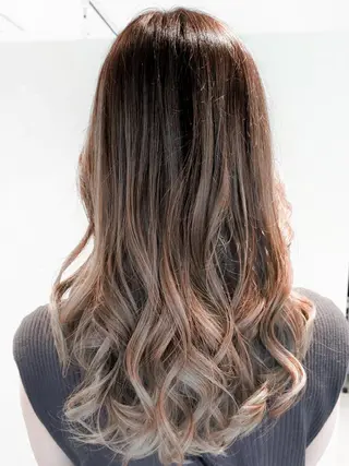 セミロング カラー ⬇格安クーポン掲載⬇ 🌈PERS🌈のヘアスタイル