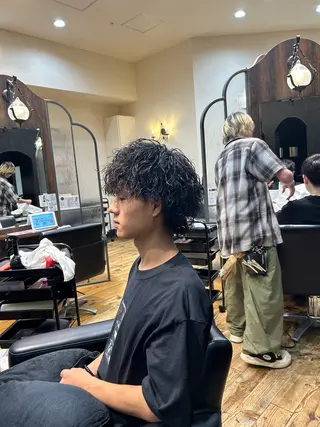 パーマ メンズ 龍/メンズ/パーマ/ ツイスパ/波巻き/栄のヘアスタイル