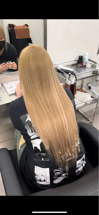 ロング エクステ/ ブリーチ🤩店長レンのヘアスタイル