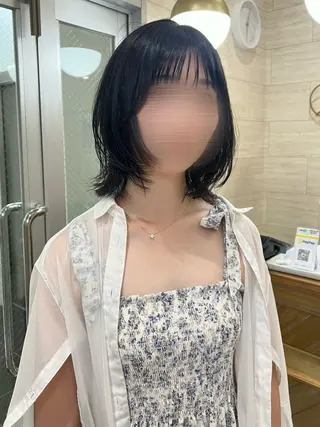 ミディアム zina/ amiのヘアスタイル