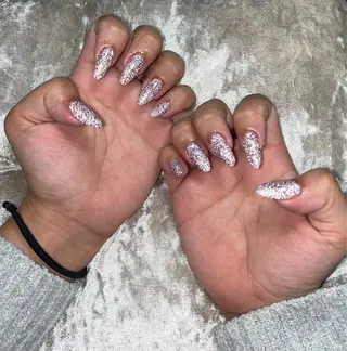 ネイル MA❁HANA所属・眠れるネイルサロン MA❁HANAのネイルデザイン