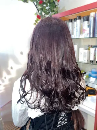 セミロング ゆぴ☾‪/推しカラー /ハイトーンのヘアスタイル