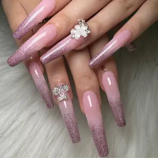 ネイル 黒川 実祐のネイルデザイン