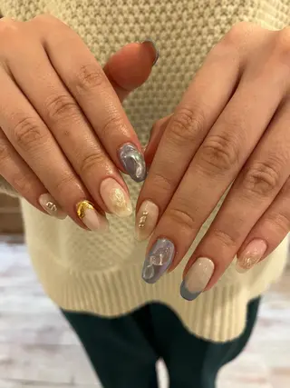 ネイル une／YUKINA 🫧大人nuanceのネイルデザイン