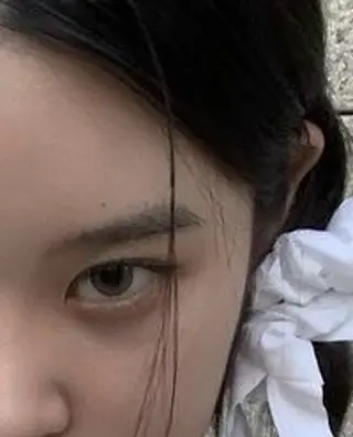 アイブロウ ducca所属・ナガト カオリのヘアスタイル