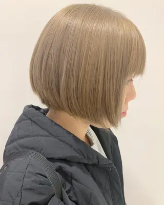 ショート カラー ハイトーン/ウルフ /小澤凌祐🦕のヘアスタイル