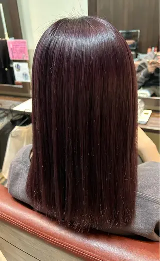 ミディアム 水谷 菜央のヘアスタイル