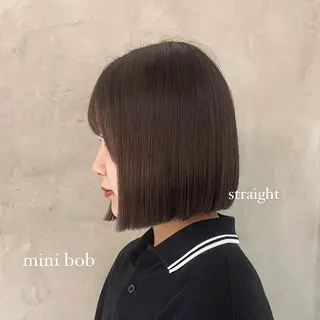ミディアム effect横浜所属・切りっぱなしボブ/ 縮毛矯正/綾莉のヘアスタイル