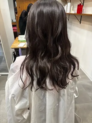 セミロング オリタ ルカのヘアスタイル
