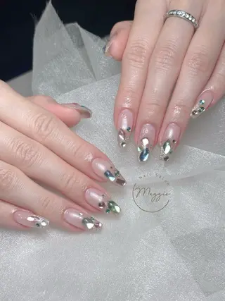 ネイル Maggie Nail🦩のネイルデザイン