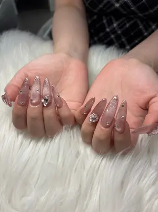 ネイル SHION  のネイルデザイン