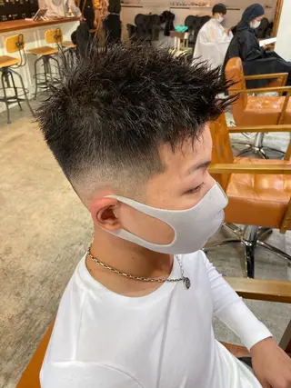 ショート メンズ特化 TAKUYAのヘアスタイル