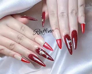 ネイル RAFFINE haru🦋🩵のネイルデザイン