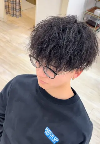 ショート パーマ メンズ Utata  literie所属・嵯峨 大地／パーマ／ ハード系／特殊系のヘアスタイル