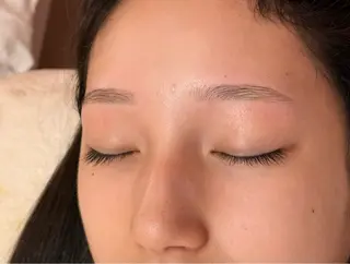 アイブロウ calm eyelashsalon 北野田店所属・原 明優のマツエク・マツパデザイン