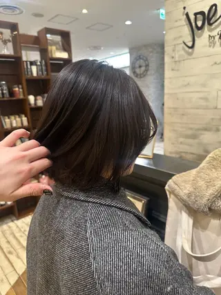 ショート Aura所属・丸山 心 / 艶カラーのヘアスタイル