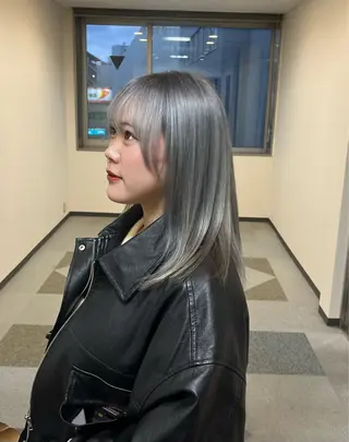 ミディアム カラー 京橋美容室🌟 亀井寿葵のヘアスタイル