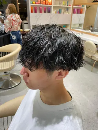 ショート パーマ メンズ amble luxe 伊畑優希のヘアスタイル